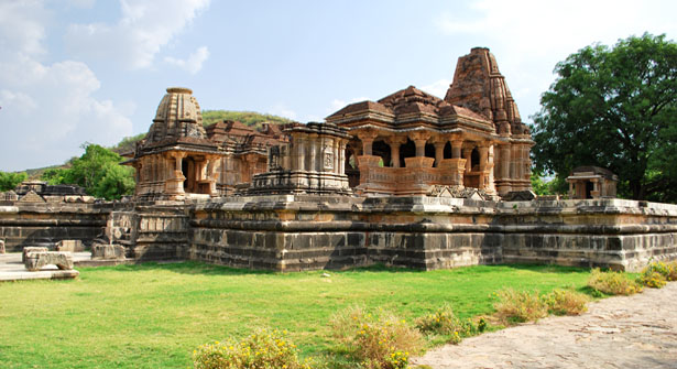 Images of Saas Bahu Temple Nagda Rajasthan India